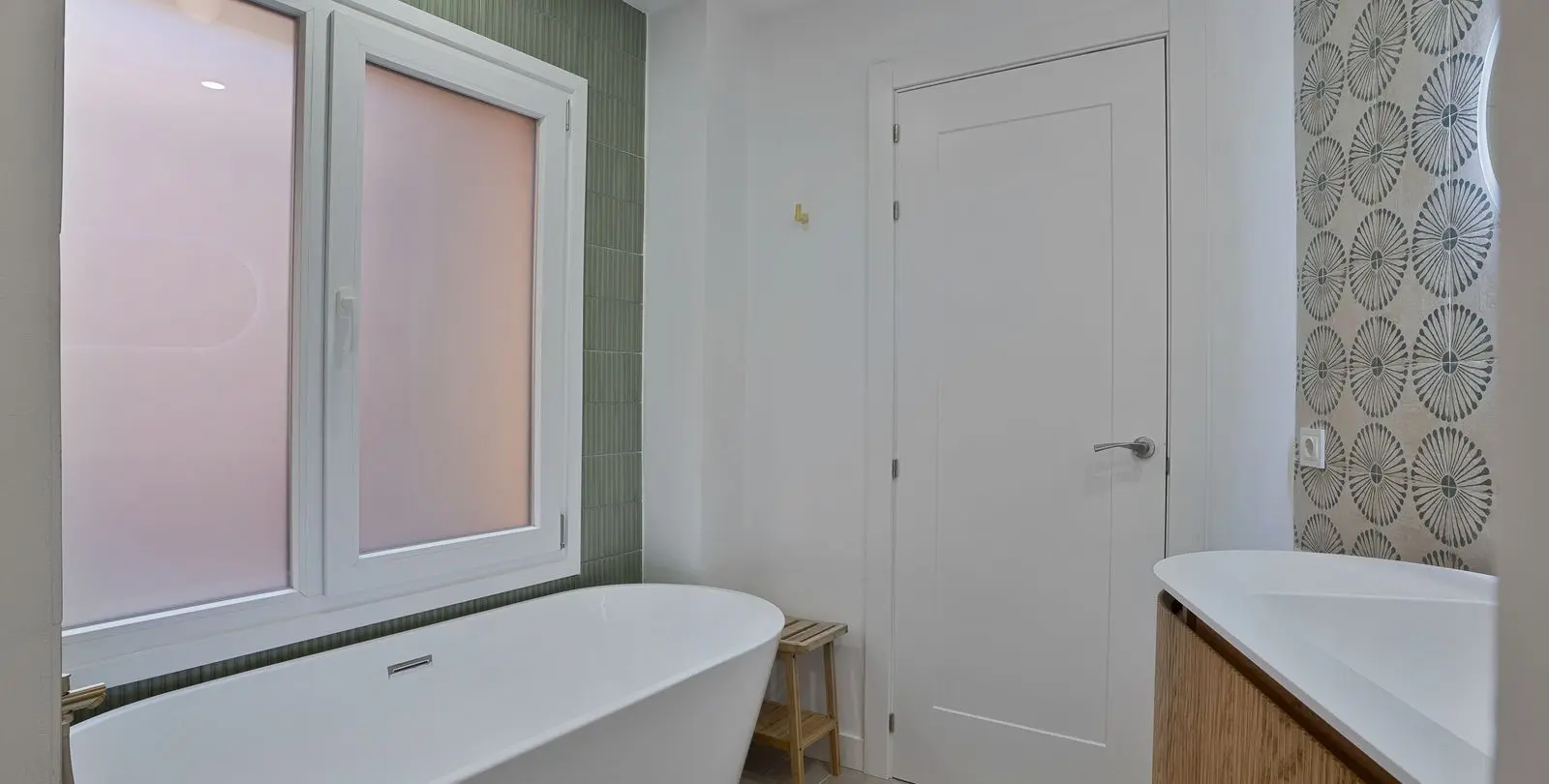 Venta de apartamento en planta media en El Paraiso 34