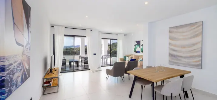 Продажа апартаментов на среднем этаже в Estepona 3