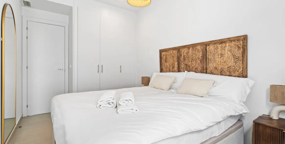 Продажа апартаментов на среднем этаже в Estepona 15