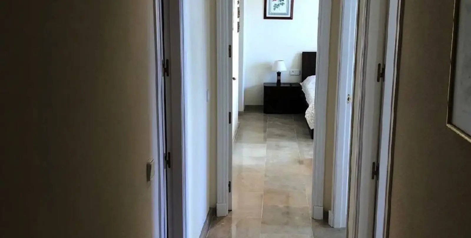 Sale of middle floor apartment in La Duquesa 14
