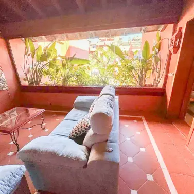 Sale of middle floor apartment in Elviria