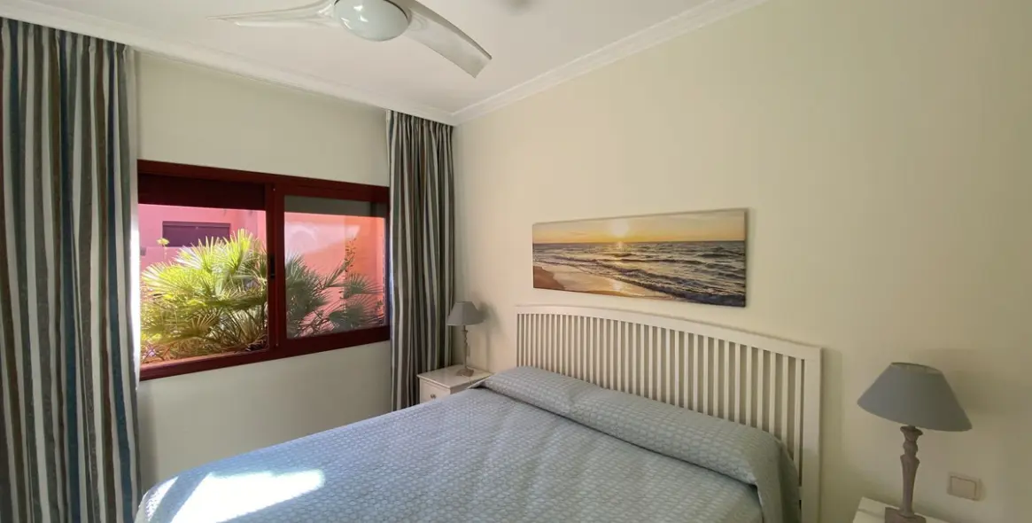 Продажа апартаментов на среднем этаже в Elviria 10