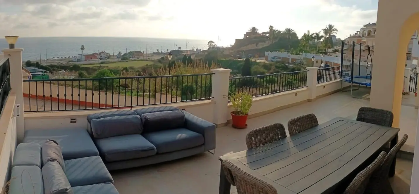 Venta de villa independiente en Torrox Costa 1