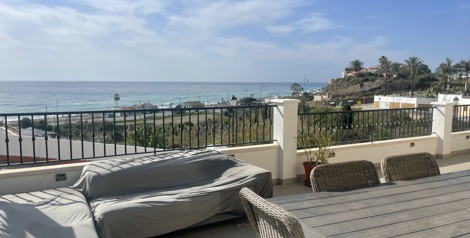 Venta de villa independiente en Torrox Costa 34