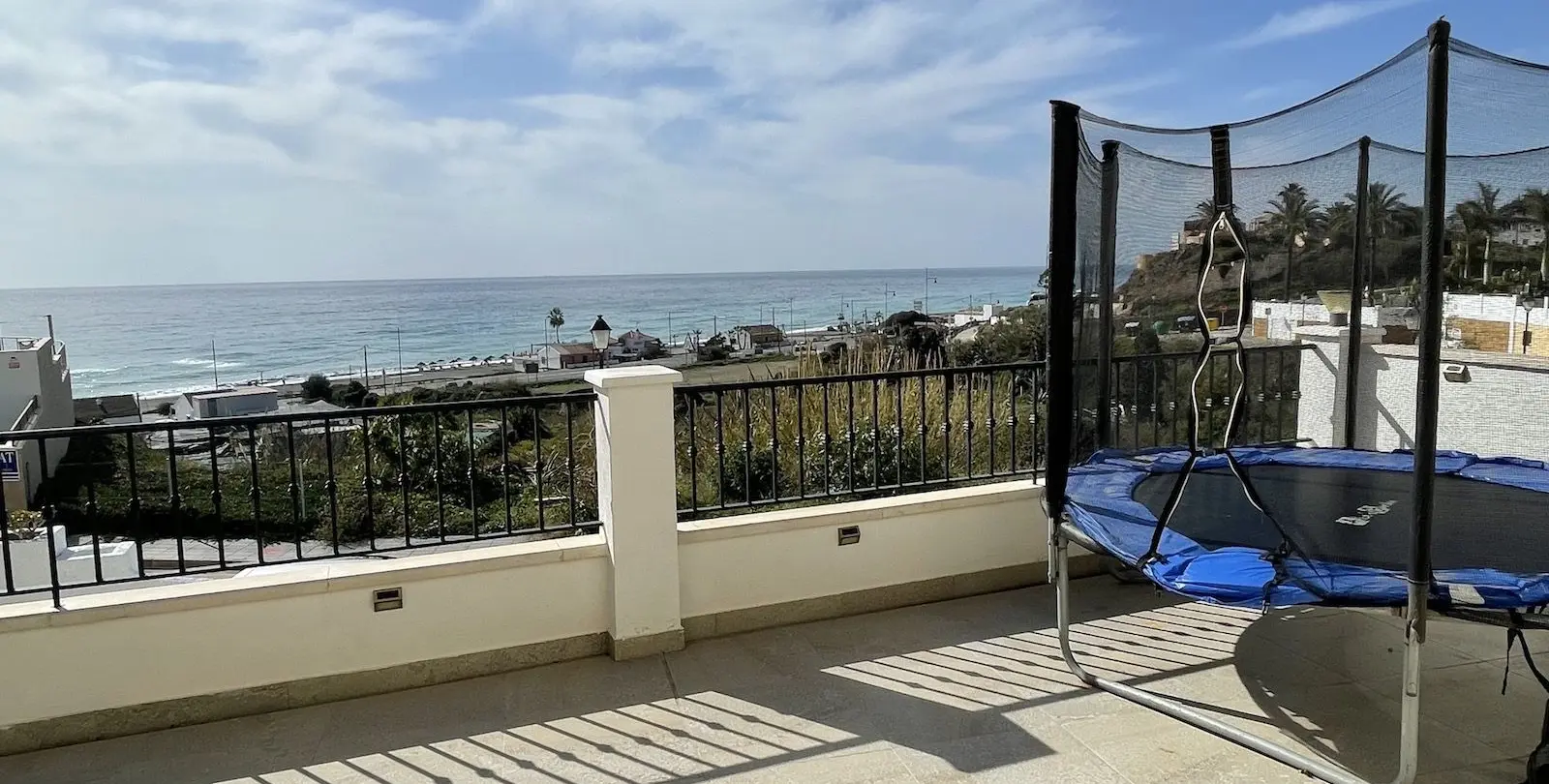 Venta de villa independiente en Torrox Costa 35