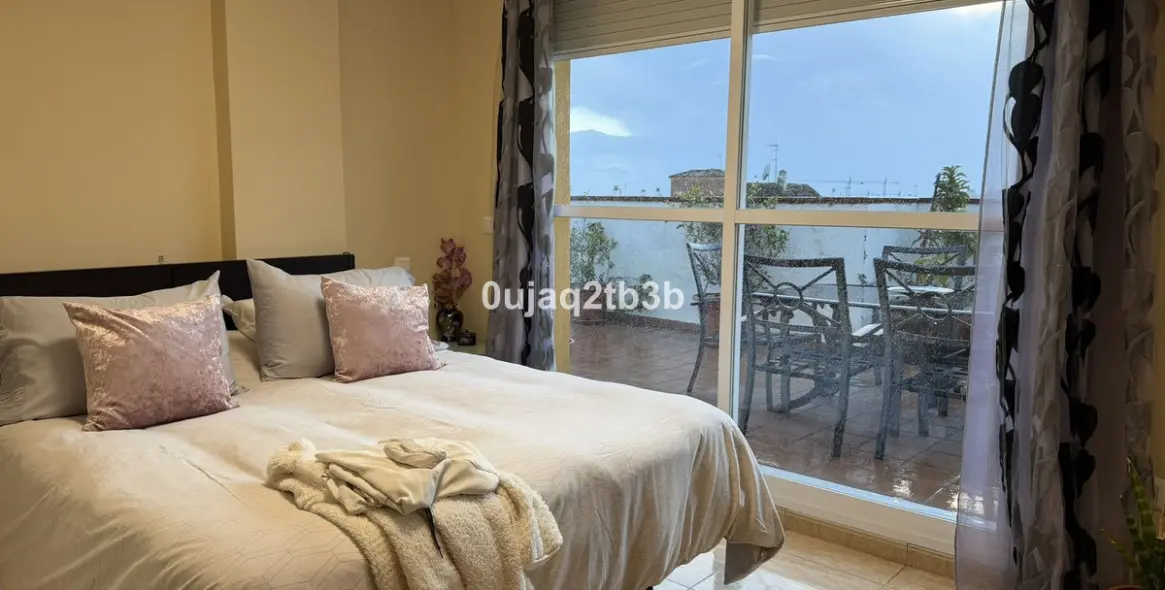 Sale of penthouse in San Pedro de Alcántara 19