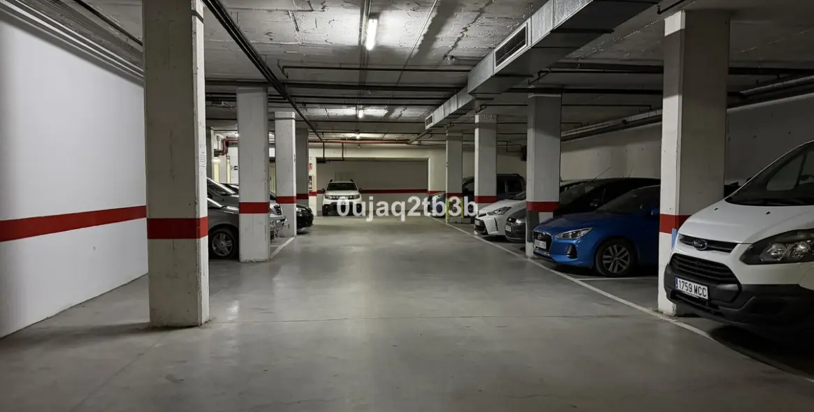 Sale of penthouse in San Pedro de Alcántara 34