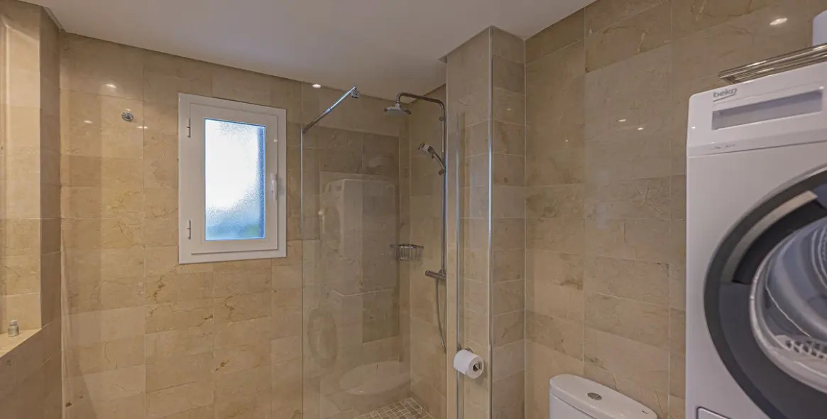 Продажа апартаментов на первом этаже в Elviria 22