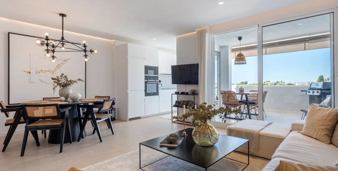 Продажа двухуровневого пентхауса в Nueva Andalucía 5