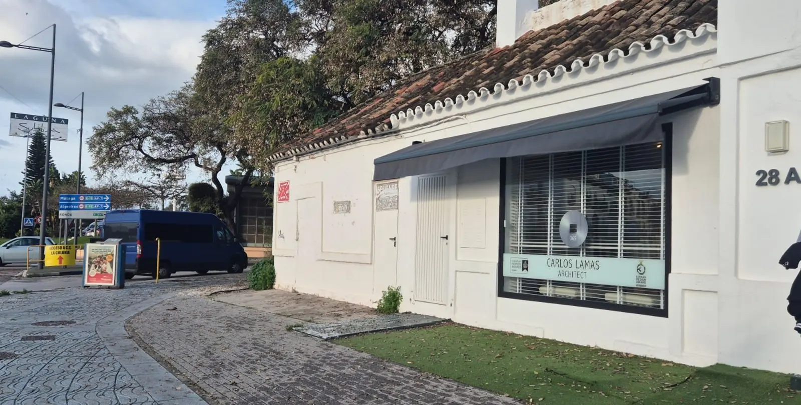 Sale of detached villa in San Pedro de Alcántara 15