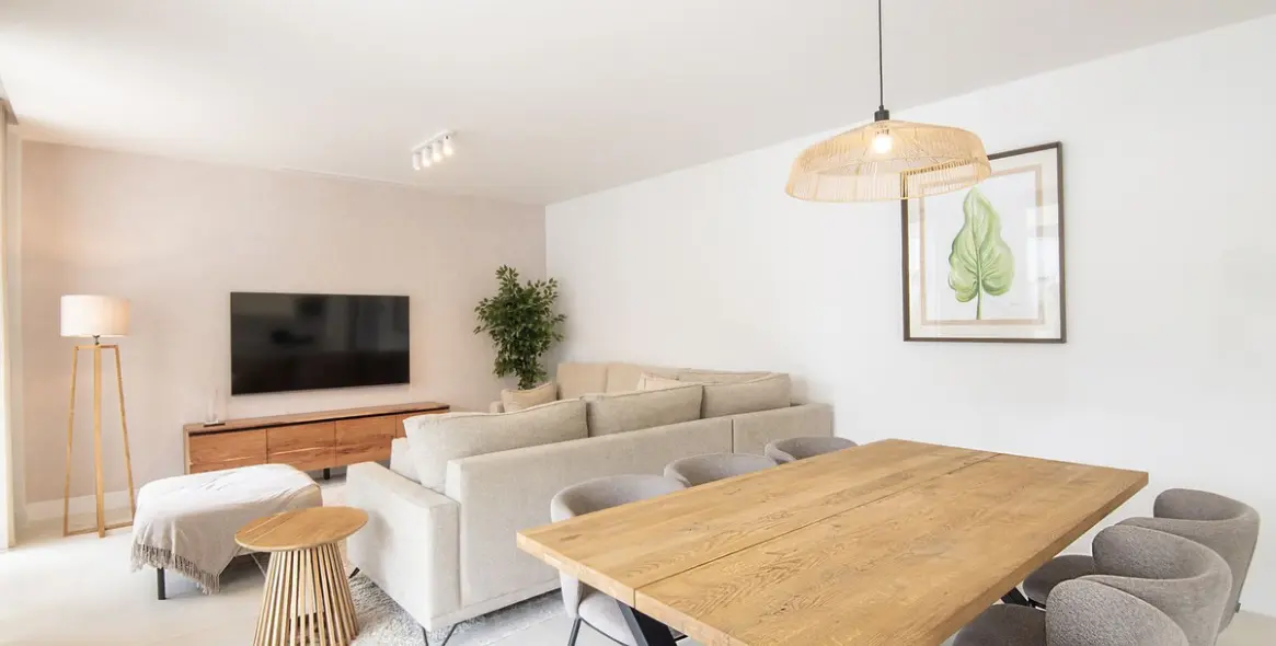 Продажа апартаментов на первом этаже в Higueron 1