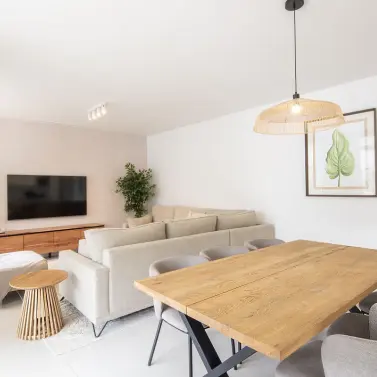 Продажа апартаментов на первом этаже в Higueron