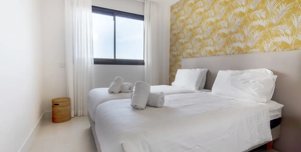 Продажа апартаментов на первом этаже в Higueron 9