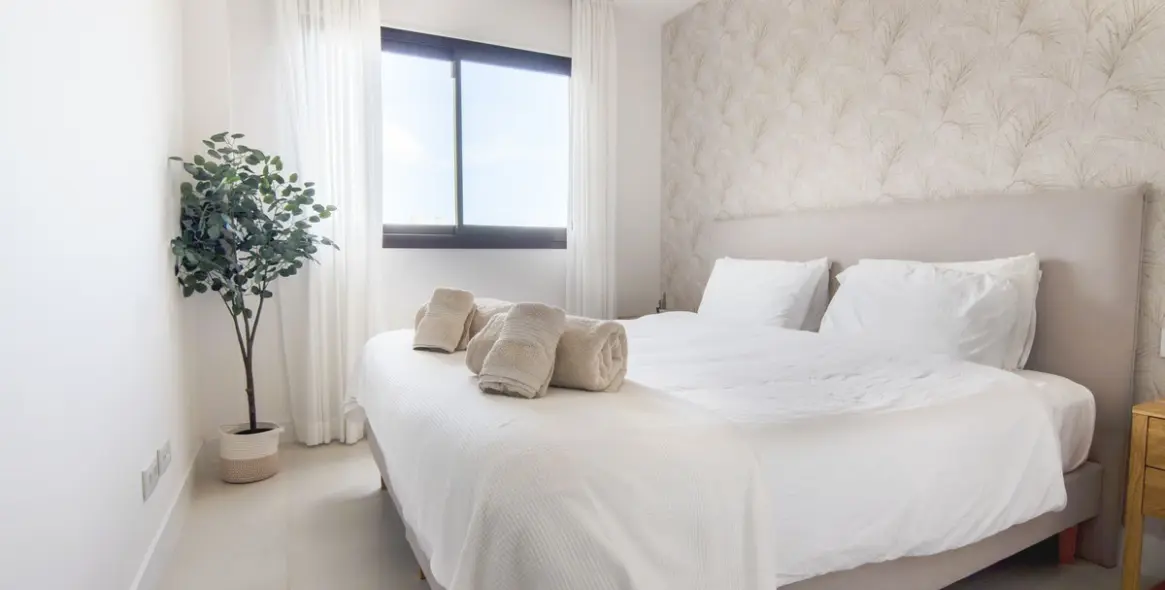 Продажа апартаментов на первом этаже в Higueron 11