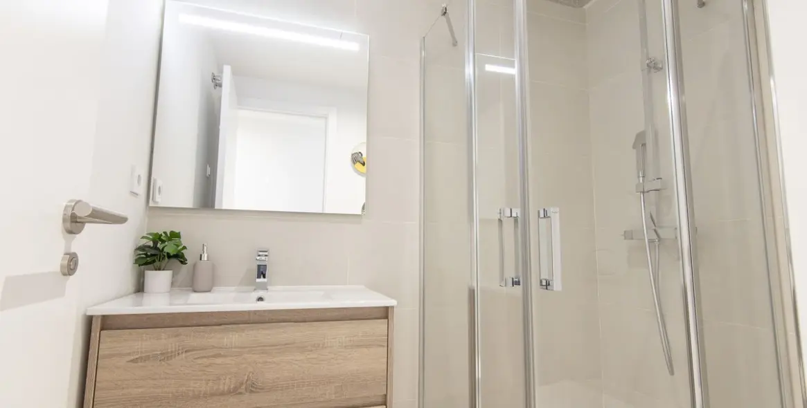 Продажа апартаментов на первом этаже в Higueron 12