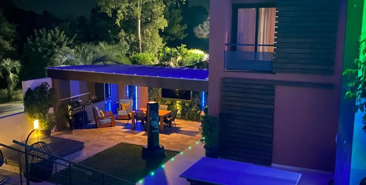 Venta de villa independiente en Benahavís 1