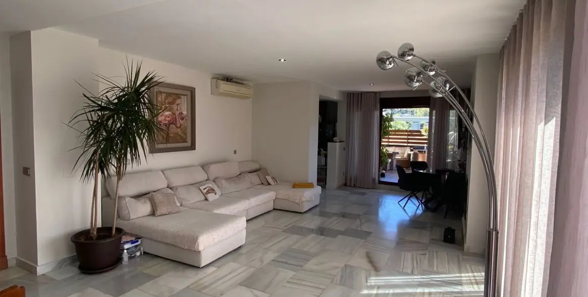 Venta de villa independiente en Benahavís 5