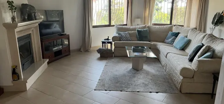 Venta de villa independiente en El Chaparral 3