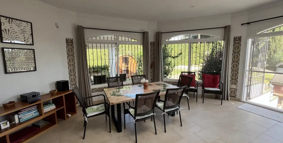 Venta de villa independiente en El Chaparral 6