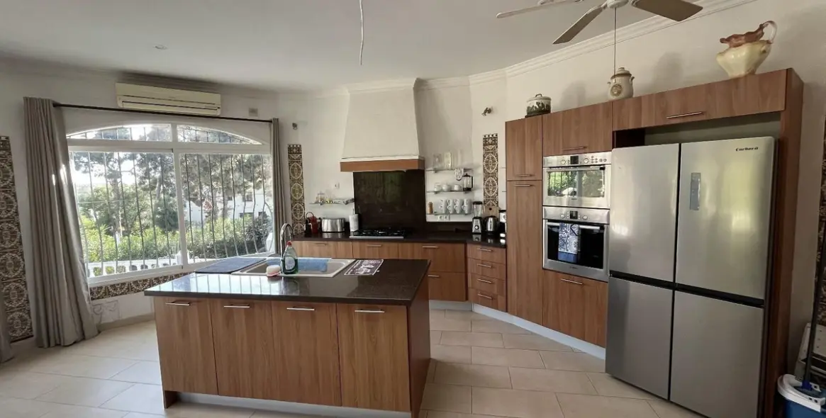 Venta de villa independiente en El Chaparral 7