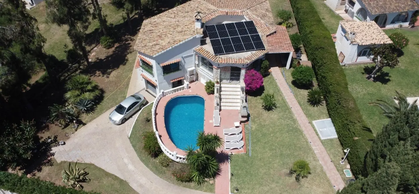 Sale of detached villa in El Chaparral 0