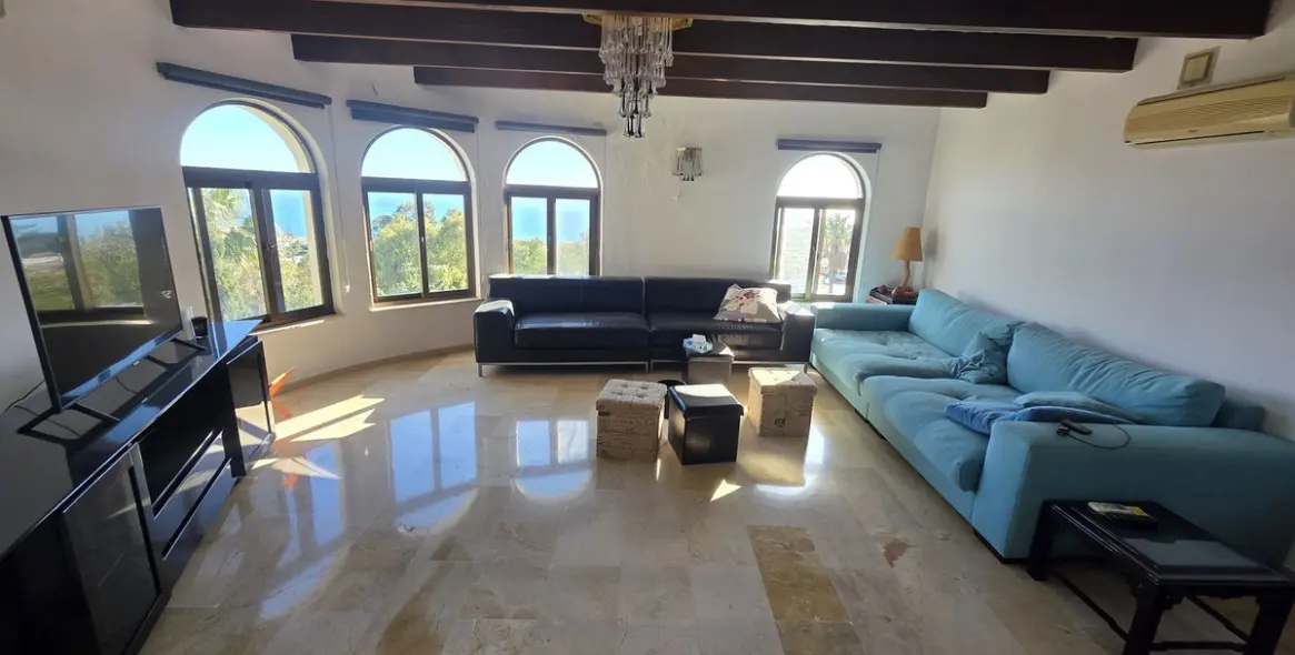 Sale of detached villa in Torrenueva 3