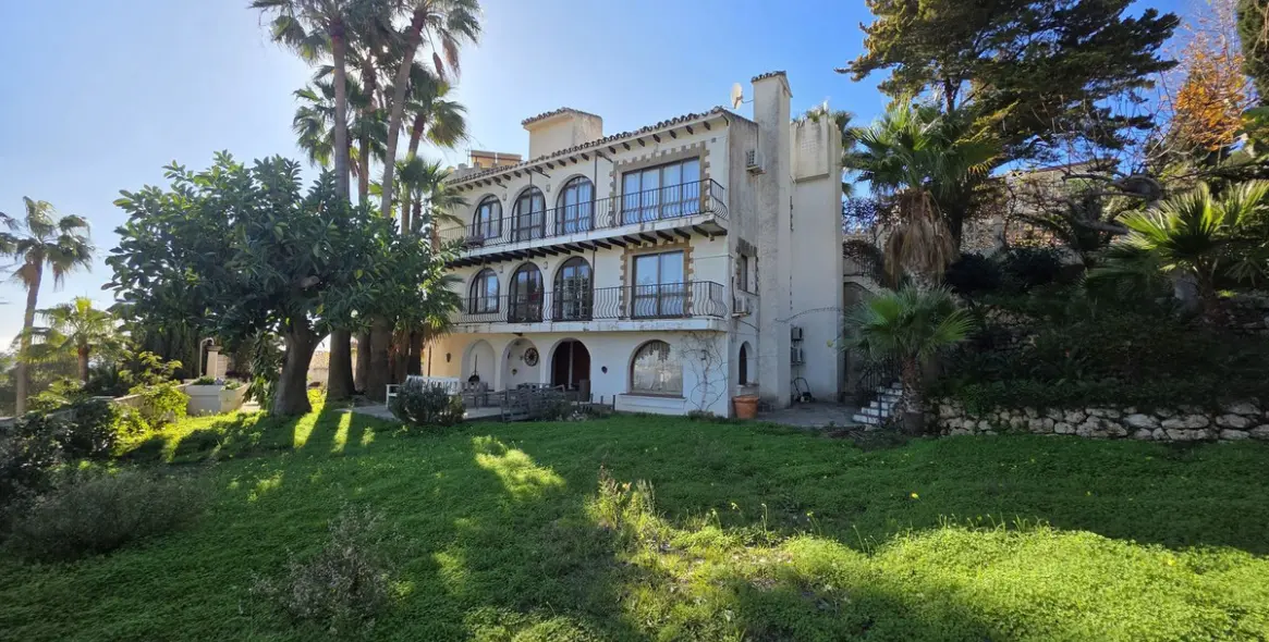 Venta de villa independiente en Torrenueva 1