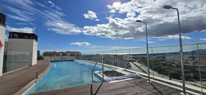 Venta de ático en Teatinos 0