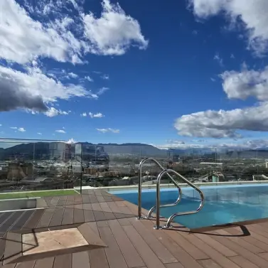 Venta de ático en Teatinos