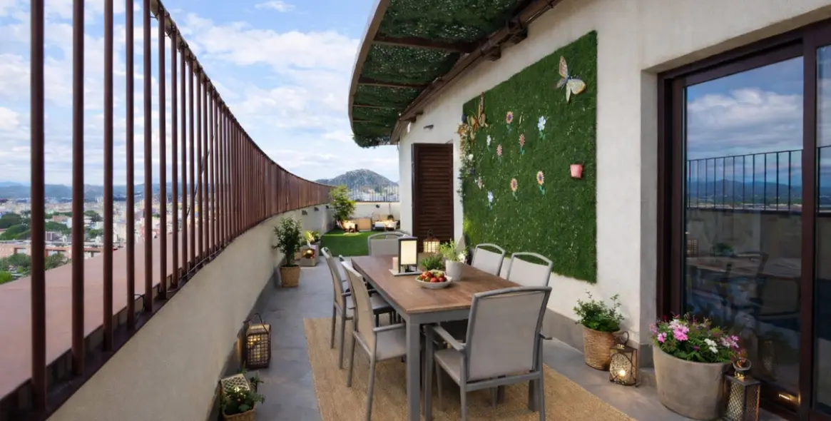 Venta de ático en Teatinos 4