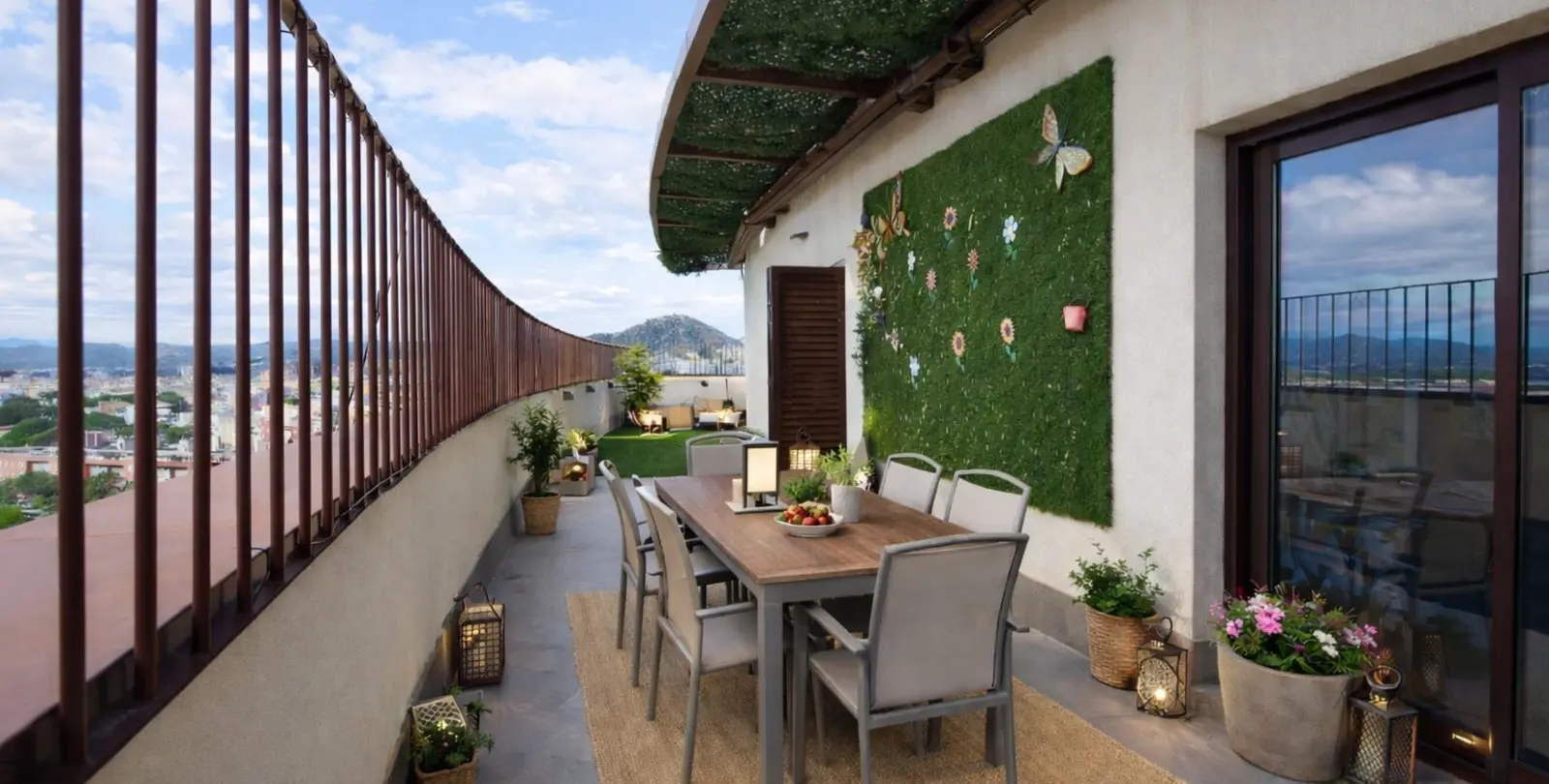 Sale of penthouse in Teatinos 4