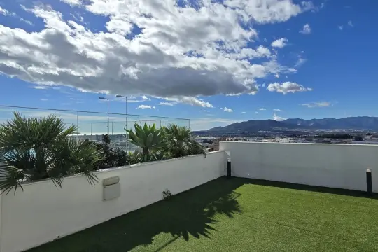 Image 6 thumb