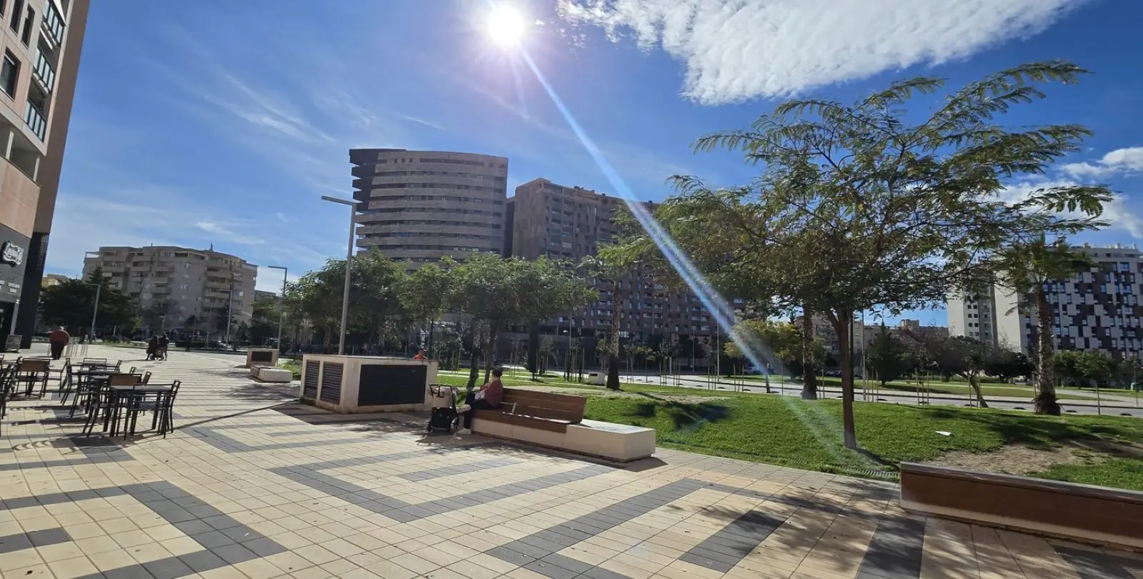 Sale of penthouse in Teatinos 32