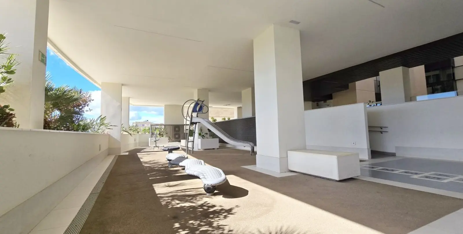 Sale of penthouse in Teatinos 34