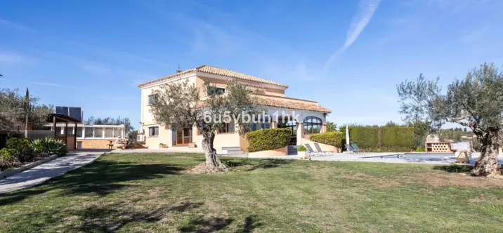 Venta de finca - cortijo en Alhaurin el Grande 0