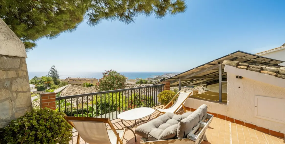 Продажа  отдельно стоящей виллы в Fuengirola 32