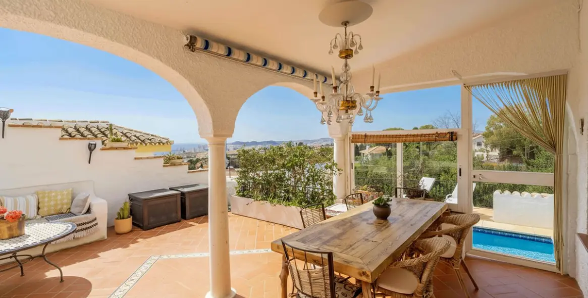 Продажа  отдельно стоящей виллы в Fuengirola 44