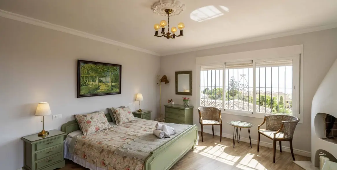 Продажа  отдельно стоящей виллы в Fuengirola 52