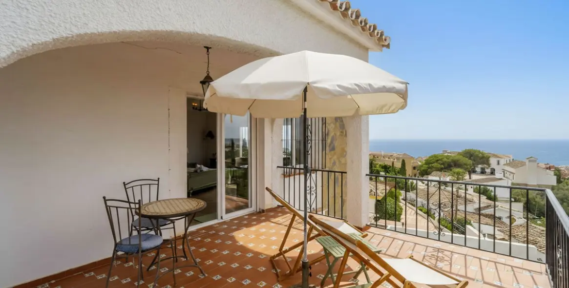 Продажа  отдельно стоящей виллы в Fuengirola 61