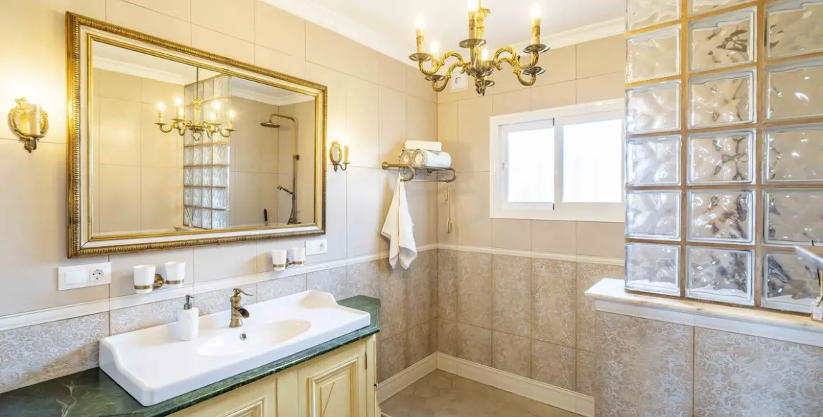 Продажа  отдельно стоящей виллы в Fuengirola 81