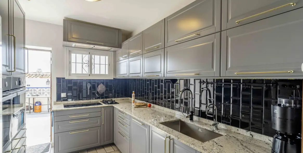 Продажа  отдельно стоящей виллы в Fuengirola 83