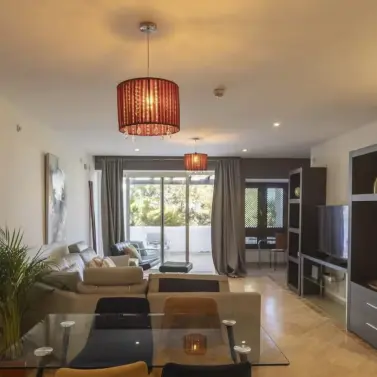 Долгосрочная аренда апартаментов на среднем этаже в Río Real