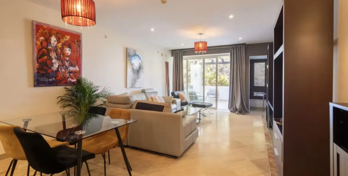 Долгосрочная аренда апартаментов на среднем этаже в Río Real 2