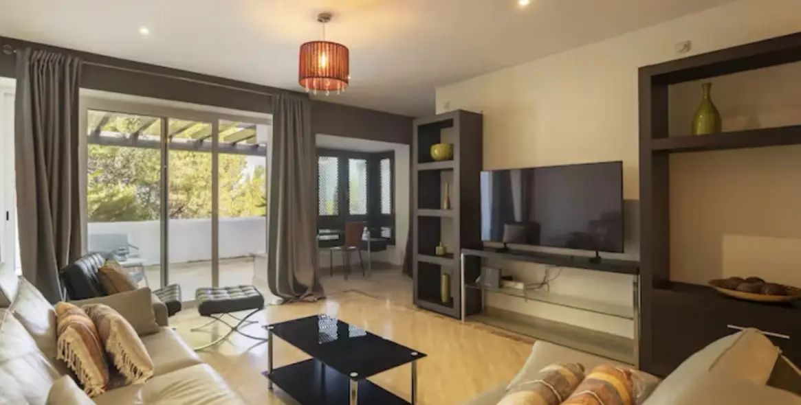 Долгосрочная аренда апартаментов на среднем этаже в Río Real 3