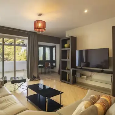 Долгосрочная аренда апартаментов на среднем этаже в Río Real