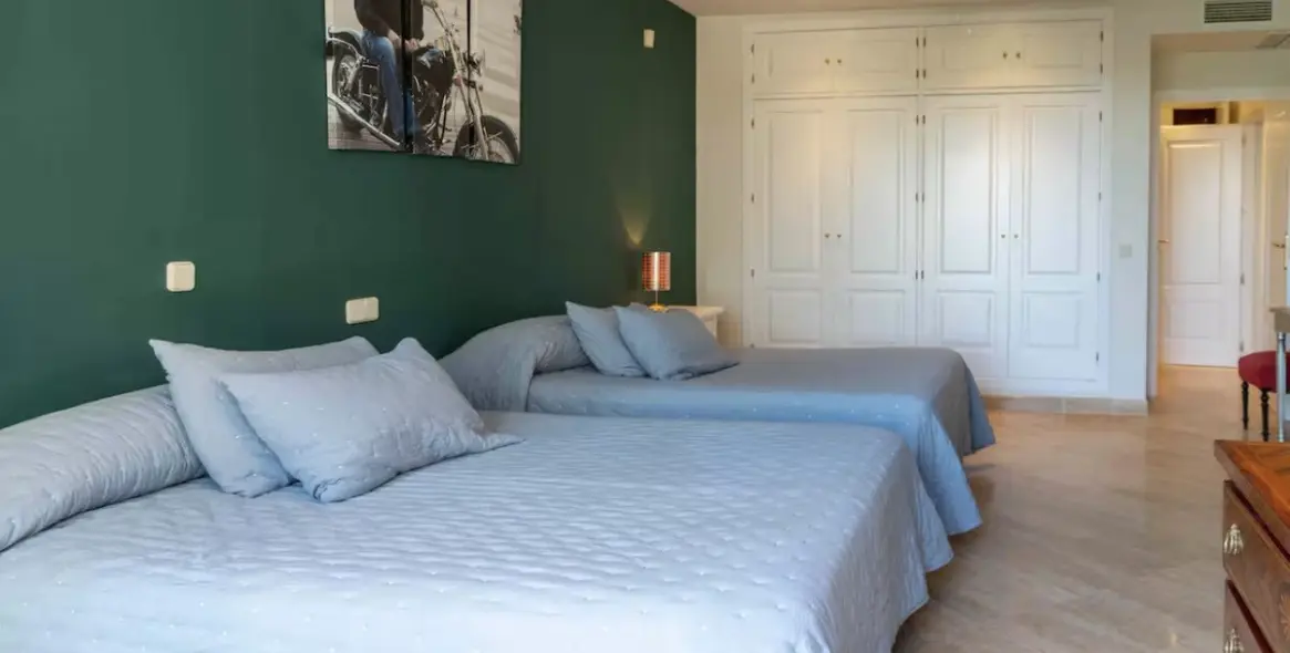 Долгосрочная аренда апартаментов на среднем этаже в Río Real 9