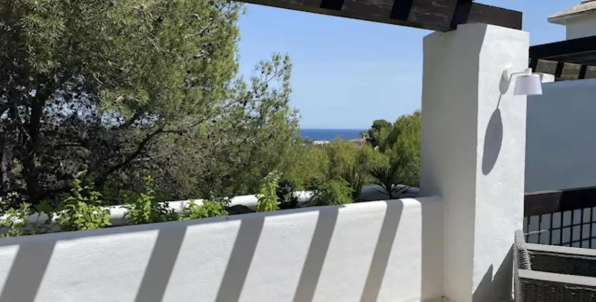 Долгосрочная аренда апартаментов на среднем этаже в Río Real 11