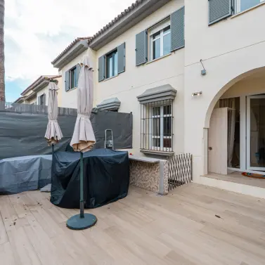 Long-term rent of townhouse in Puerto Banús