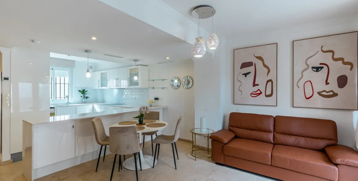 Long-term rent of townhouse in Puerto Banús 4