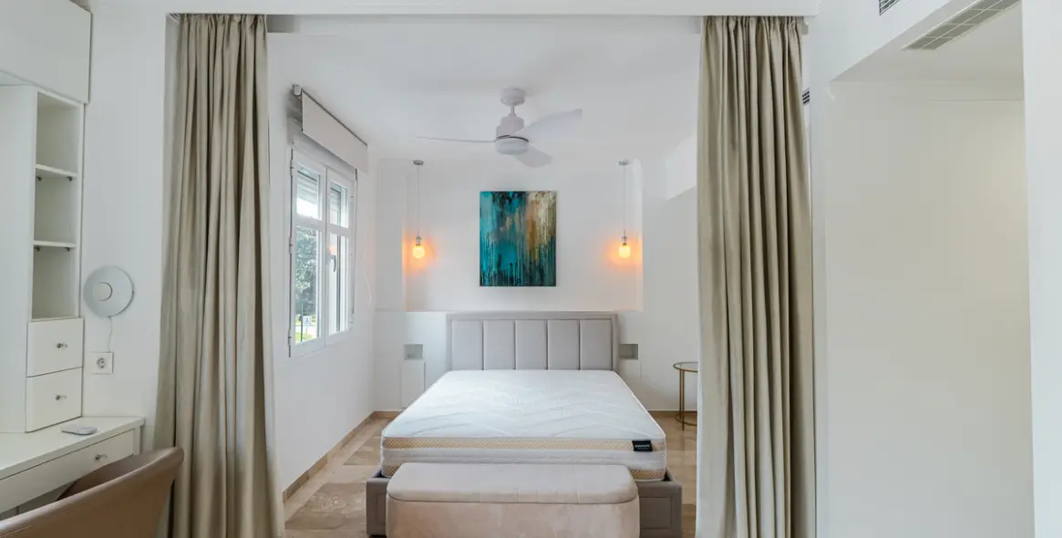 Long-term rent of townhouse in Puerto Banús 9